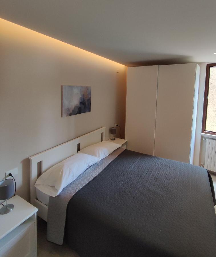 Casa Italo Apartment Gardone Riviera Luaran gambar