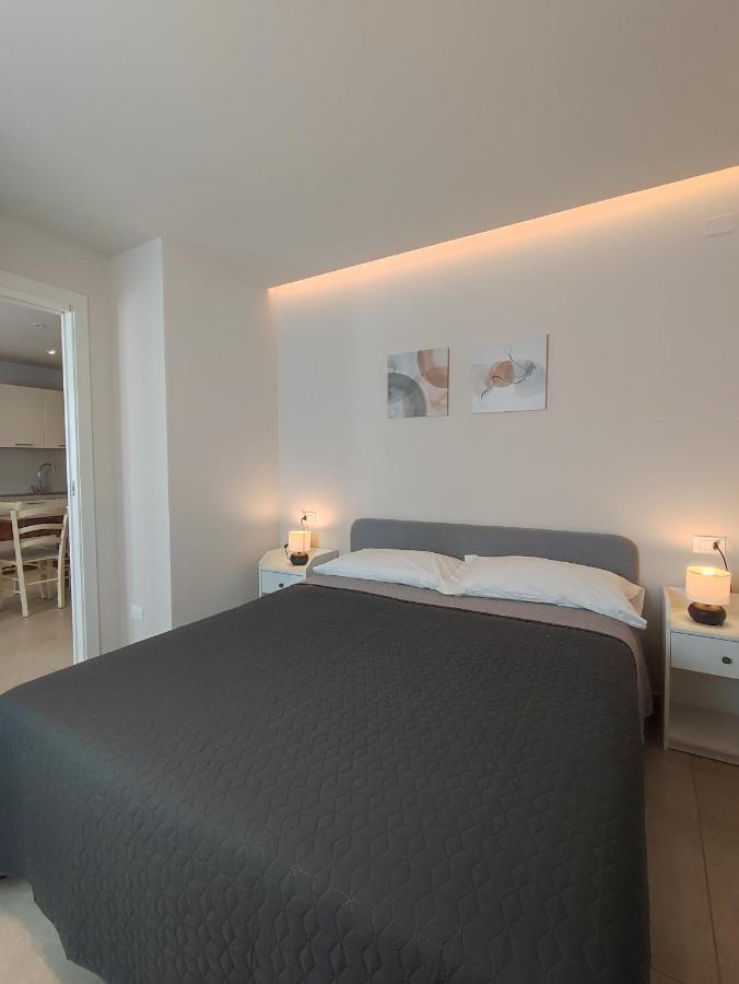 Casa Italo Apartment Gardone Riviera Luaran gambar