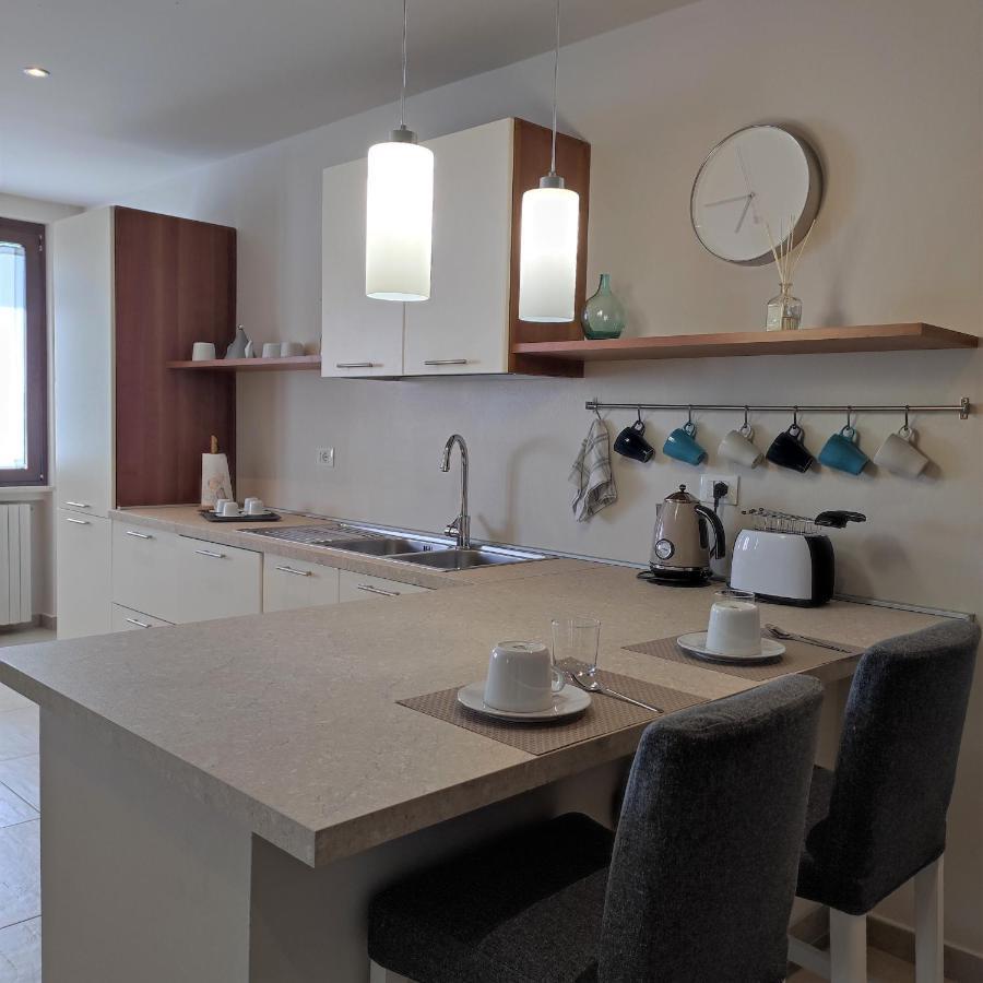 Casa Italo Apartment Gardone Riviera Luaran gambar